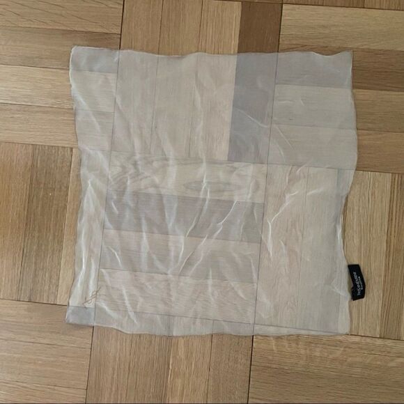 Vintage YSL Pocket Square - Picture 3 of 5